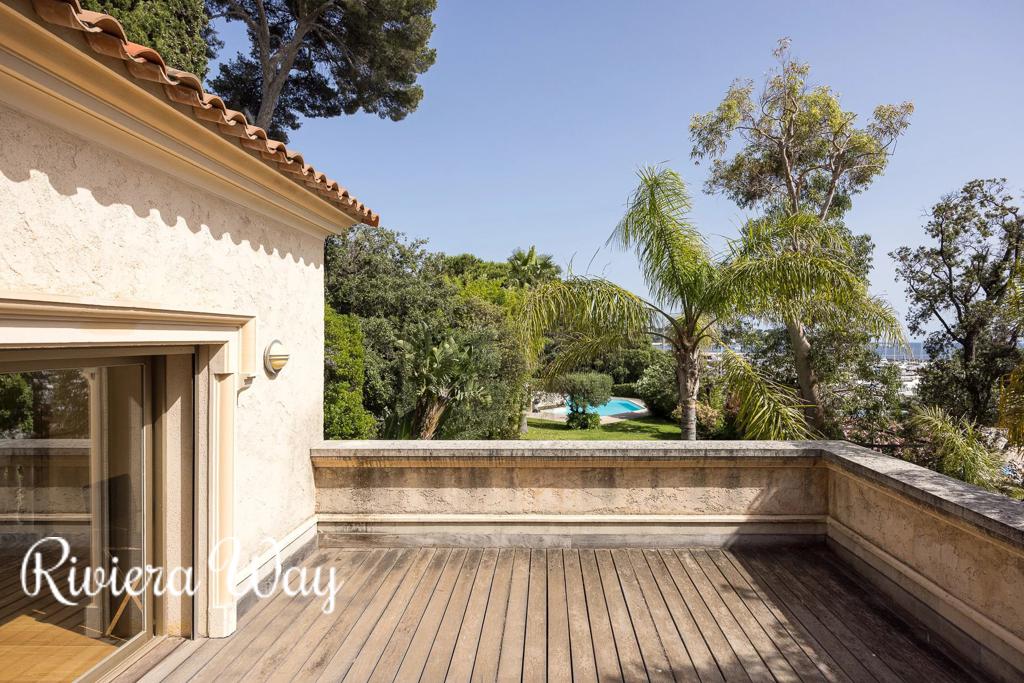 6 room villa in Cap d'Antibes, photo #8, listing #92916306