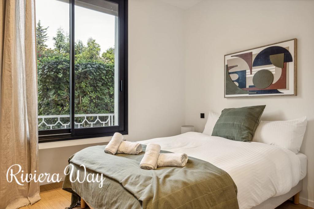 4 room apartment in Cannes, photo #8, listing #103211724