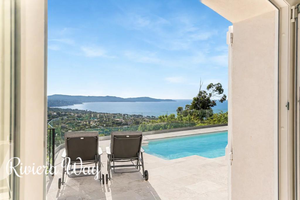 5 room villa in Cavalaire-sur-Mer, photo #10, listing #106287384