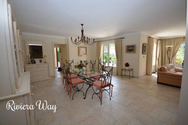 6 room villa in Chateauneuf-Grasse, 230 m², photo #9, listing #73773924