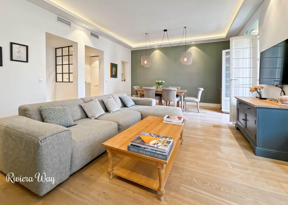 3 room apartment in Le Carré d'Or, 75 m², photo #1, listing #103252548