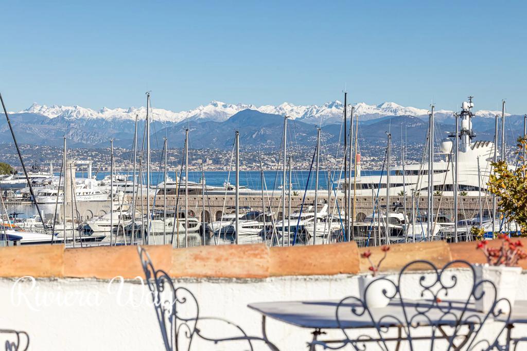 3 room apartment in Antibes, photo #6, listing #104966022