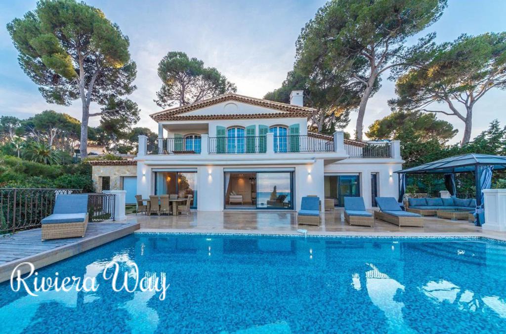 7 room villa in Cap d'Antibes, photo #2, listing #106514898