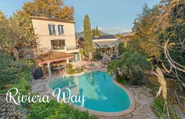9 room villa in Toulon