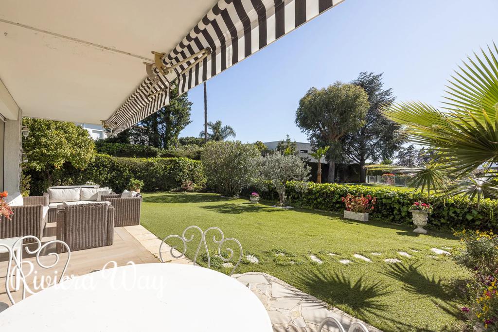 3 room apartment in Cannes, photo #5, listing #105951636