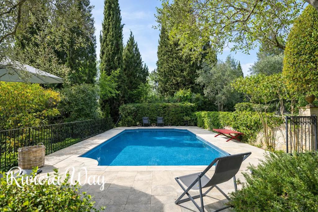 10 room villa in Grasse, photo #3, listing #106178184