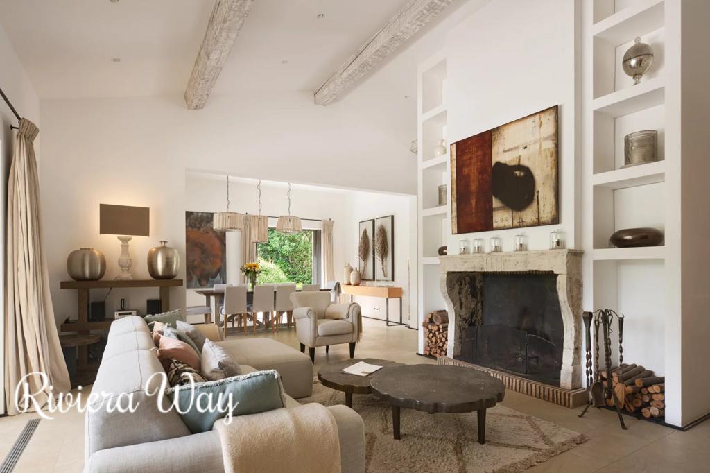 6 room villa in Saint-Tropez, photo #1, listing #102742164