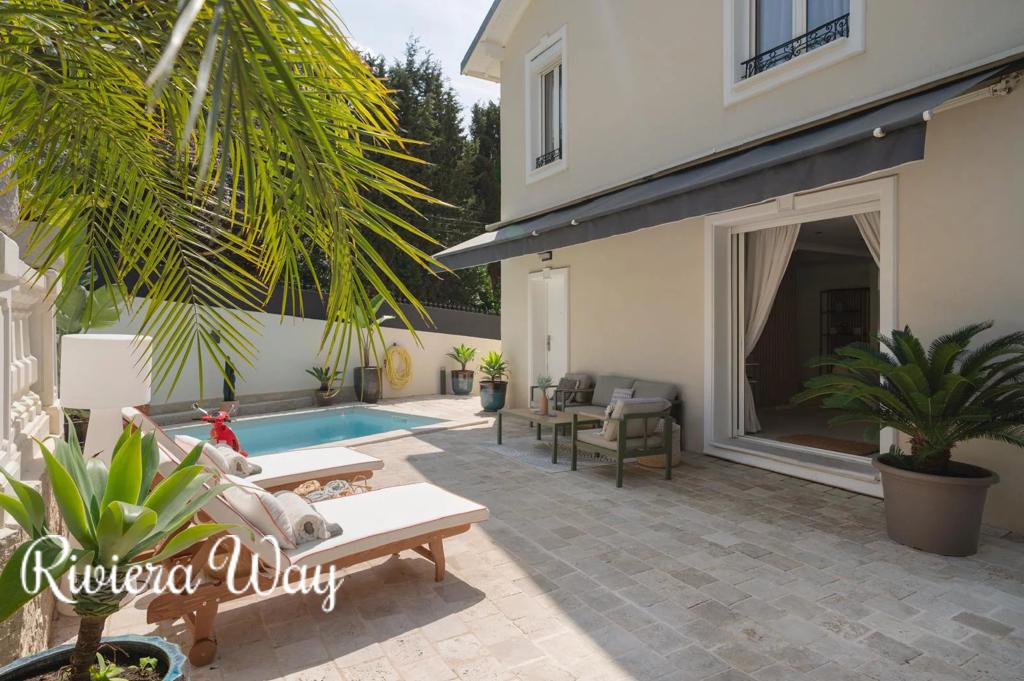 7 room villa in Le Cannet, photo #4, listing #103257000