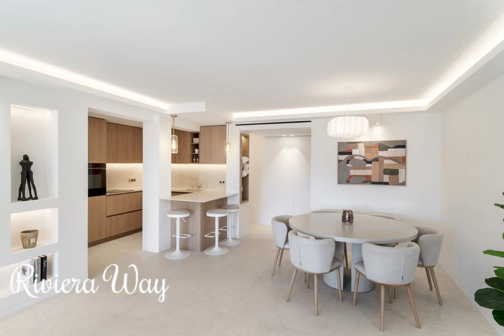 4 room apartment in Cannes, photo #7, listing #107086812