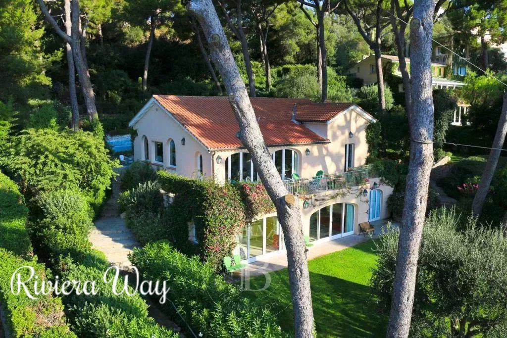 9 room villa in Cap d'Antibes, photo #4, listing #100319016