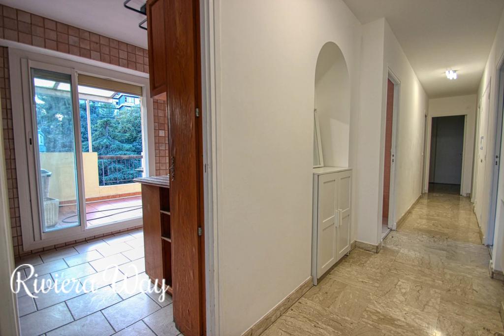 4 room apartment in Fabron, photo #9, listing #105042966
