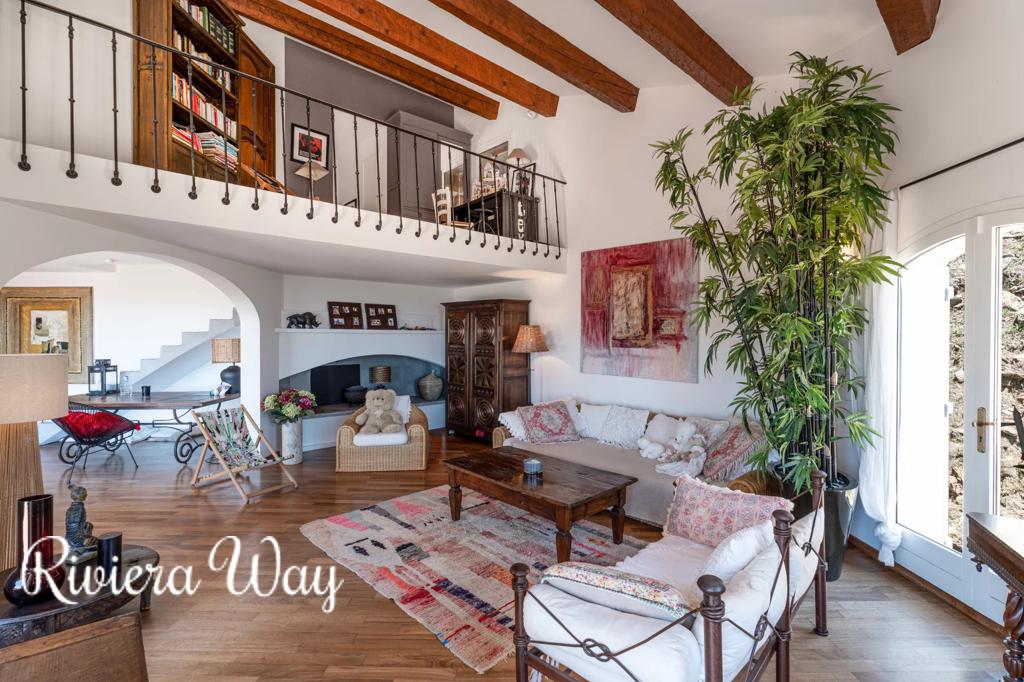 5 room villa in Bormes-les-Mimosas, photo #9, listing #106444044