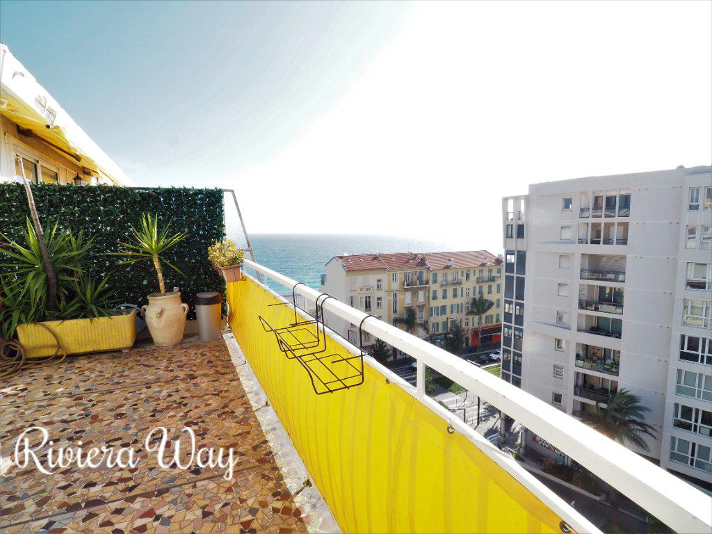 Apartment in Nice, 40 m², photo #1, listing #80857056