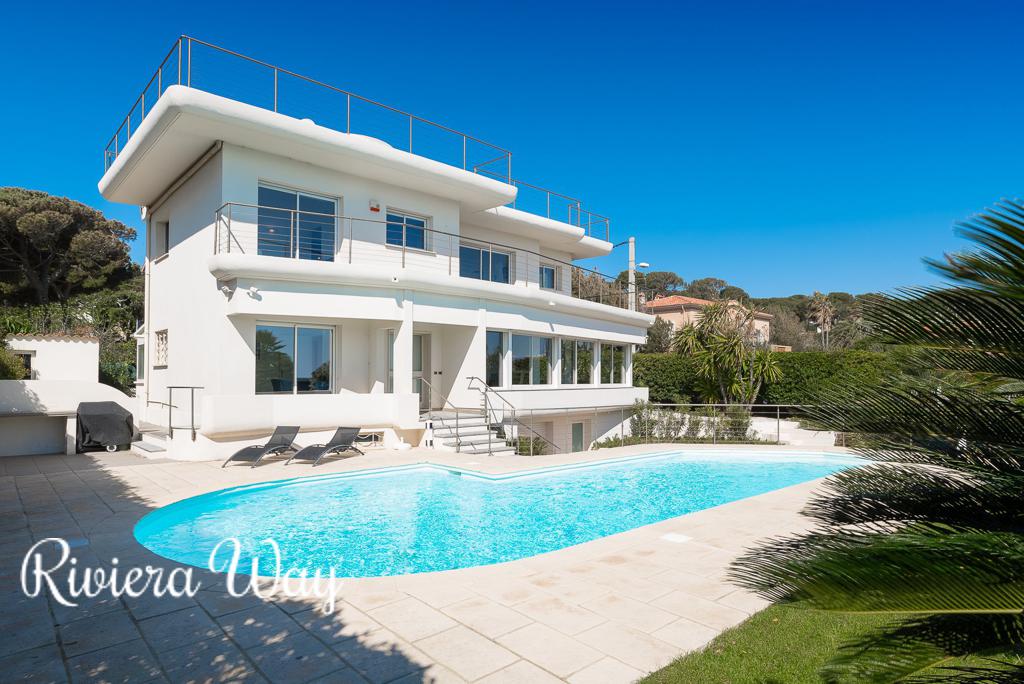 8 room villa in Cap d'Antibes, photo #2, listing #78864072