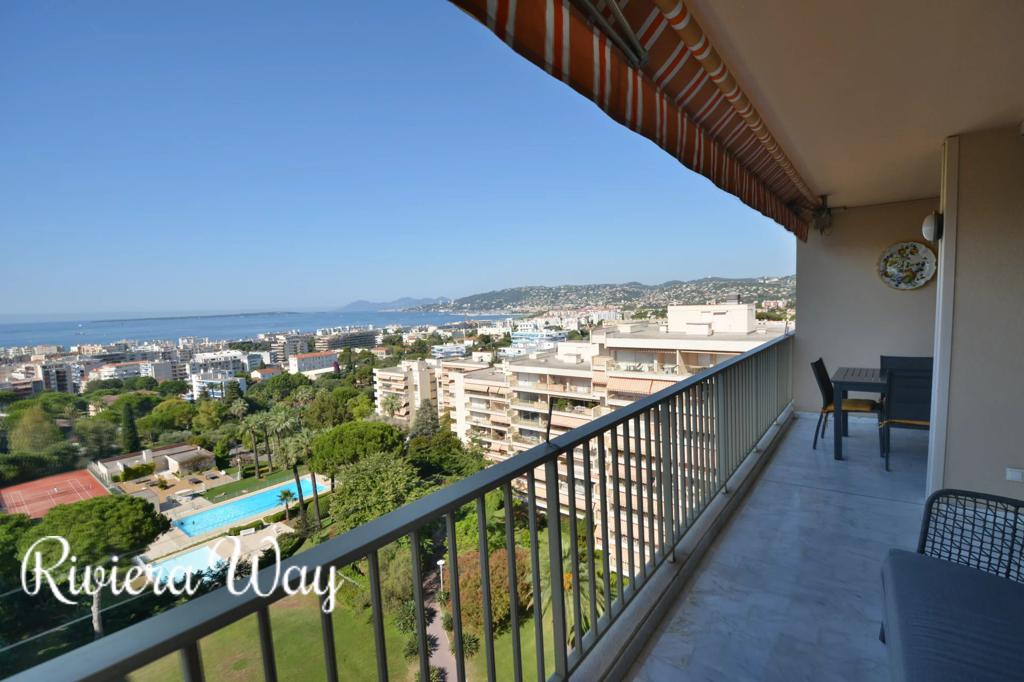3 room apartment in Antibes, photo #6, listing #106626156