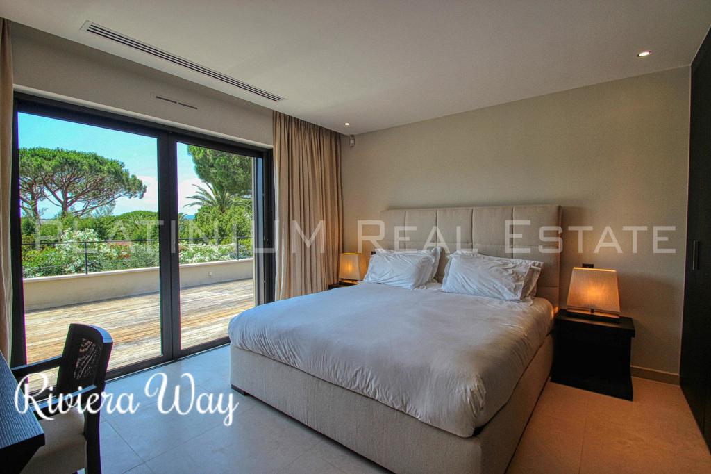 9 room villa in Saint-Tropez, photo #2, listing #78996330
