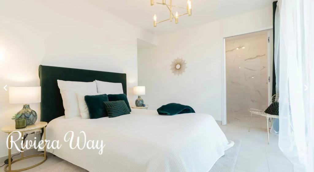 4 room apartment in St-Laurent-du-Var, photo #1, listing #102509274