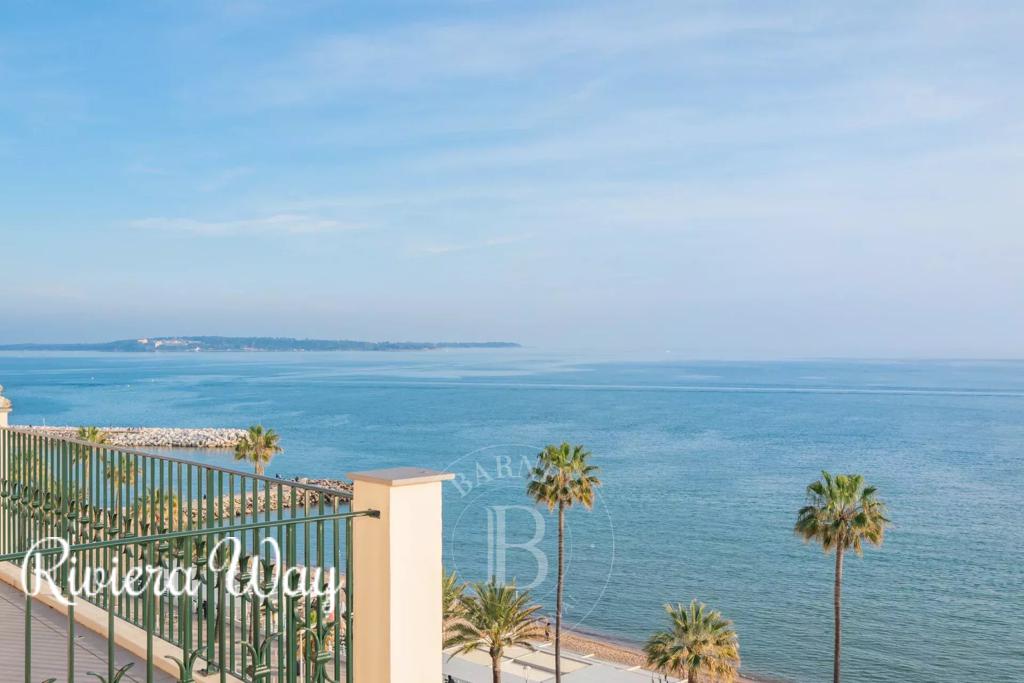 4 room apartment in Cannes, photo #10, listing #99851388