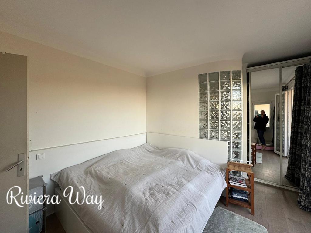 3 room apartment in Cannes, photo #4, listing #102099648