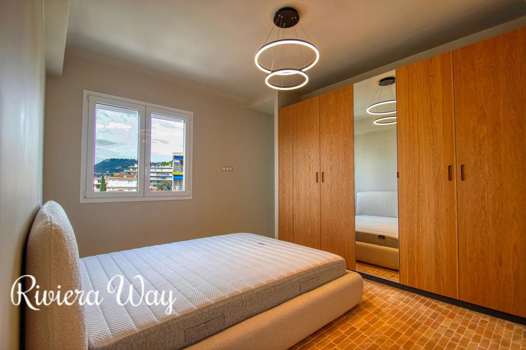 3 room apartment in Le Port, photo #6, listing #103891662