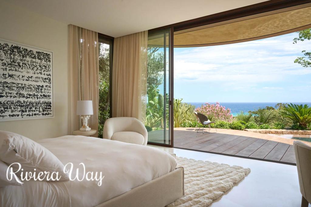 9 room villa in Ramatyuel, photo #4, listing #103938240