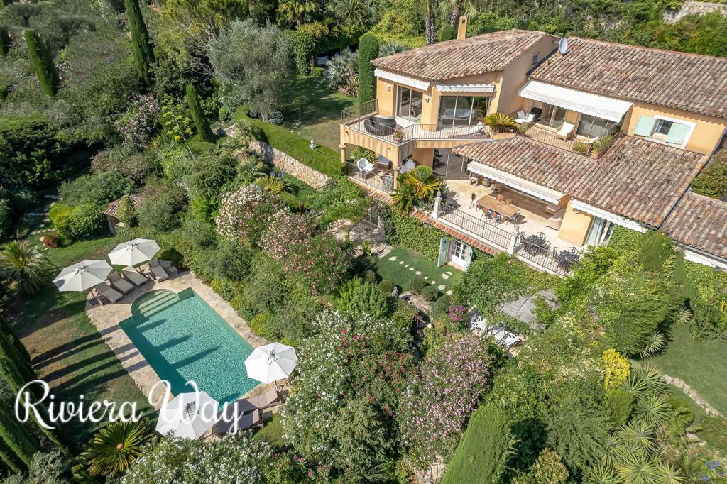 8 room villa in Mougins, photo #4, listing #82624752