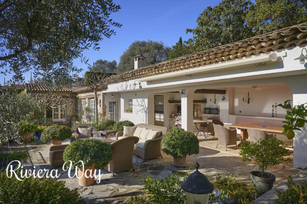 20 room villa in Mougins, photo #2, listing #99395814