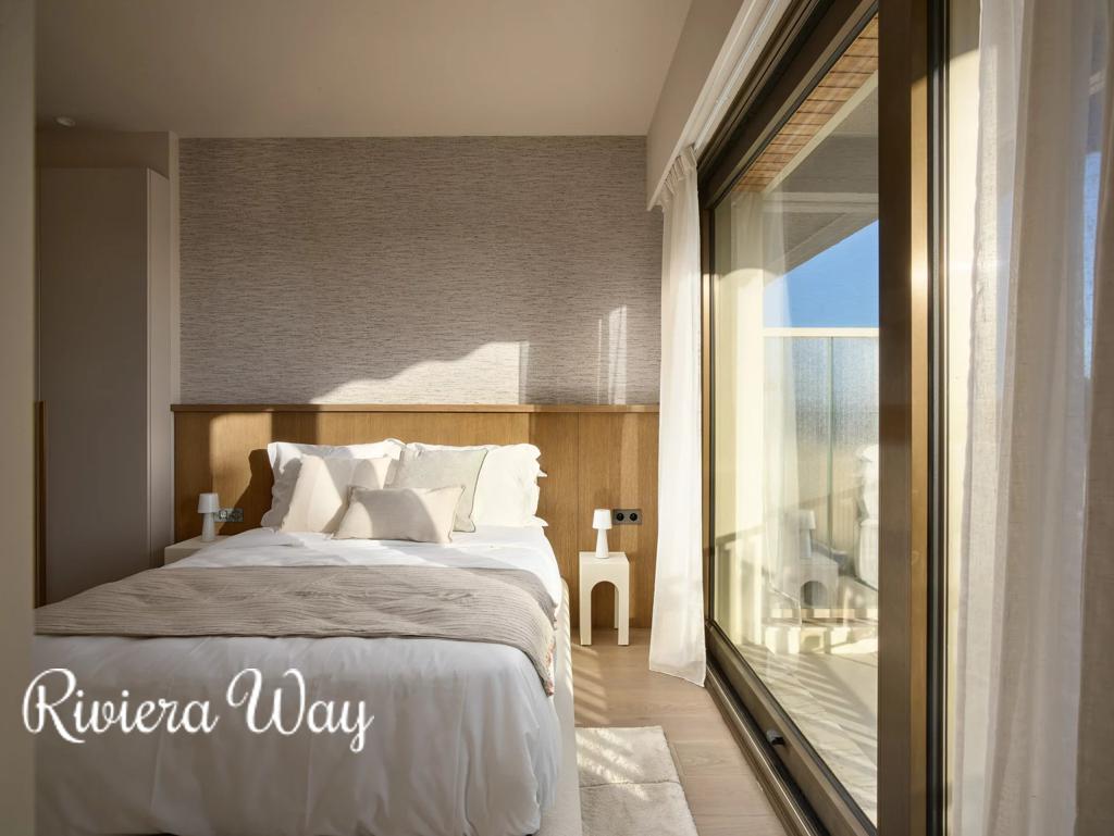 6 room apartment in Cap d'Antibes, photo #5, listing #103366956