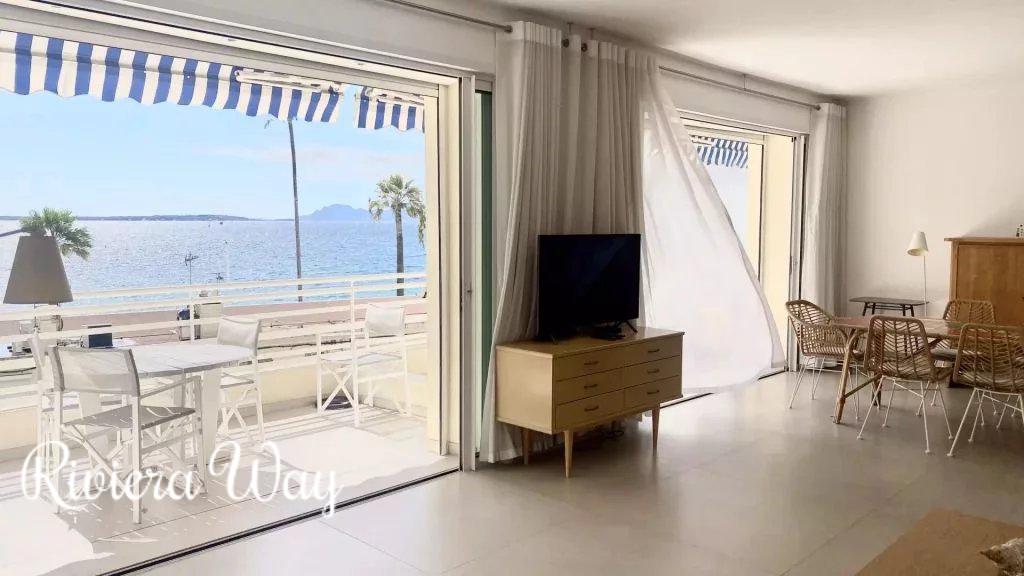 5 room apartment in Juan-les-Pins, photo #4, listing #104029716