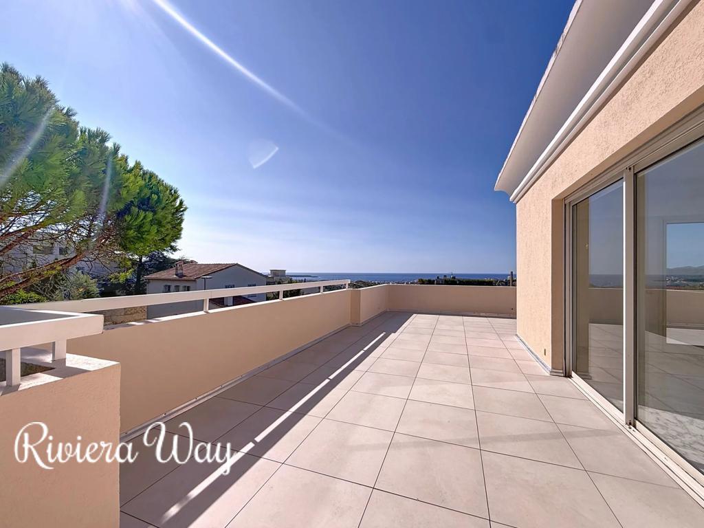 4 room apartment in Le Cannet, photo #10, listing #101771670