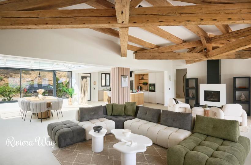 Villa in La Croix-Valmer, 370 m², photo #8, listing #104698566