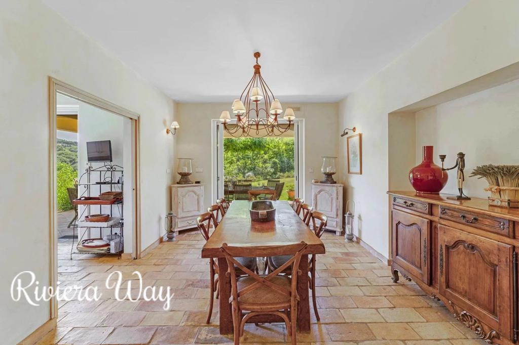 8 room villa in La Croix-Valmer, photo #8, listing #103229952