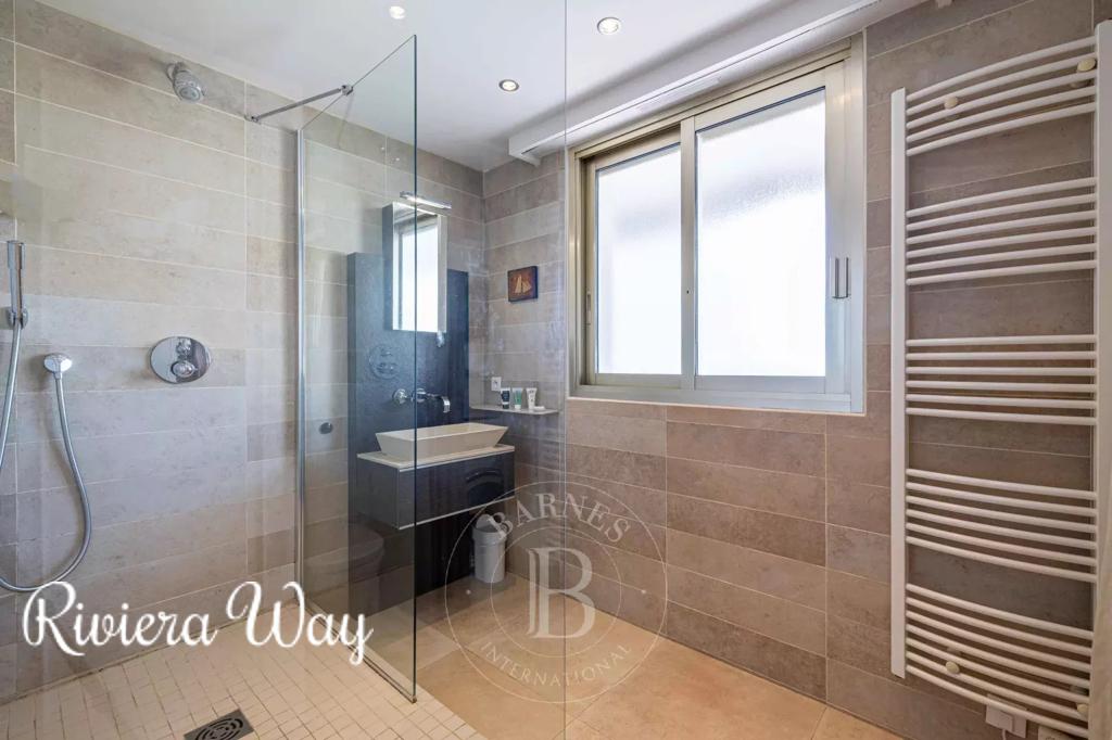 3 room apartment in Cannes, photo #7, listing #93474024