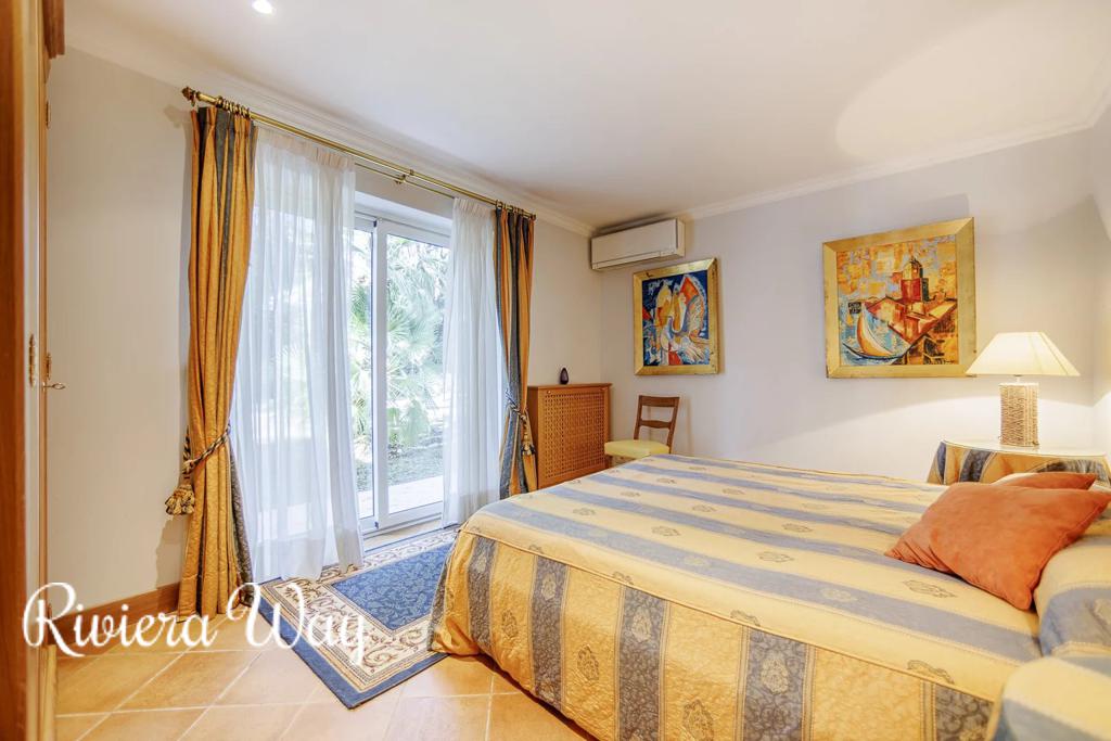 6 room villa in Villefranche-sur-Mer, photo #9, listing #97563900