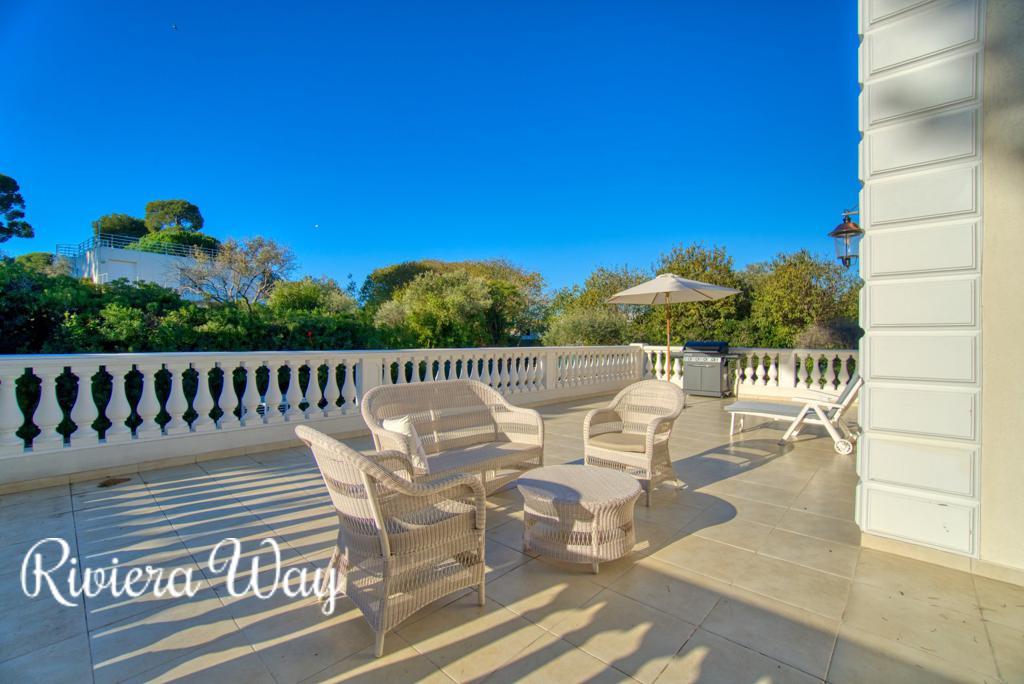 5 room villa in Cap d'Antibes, photo #5, listing #85943760