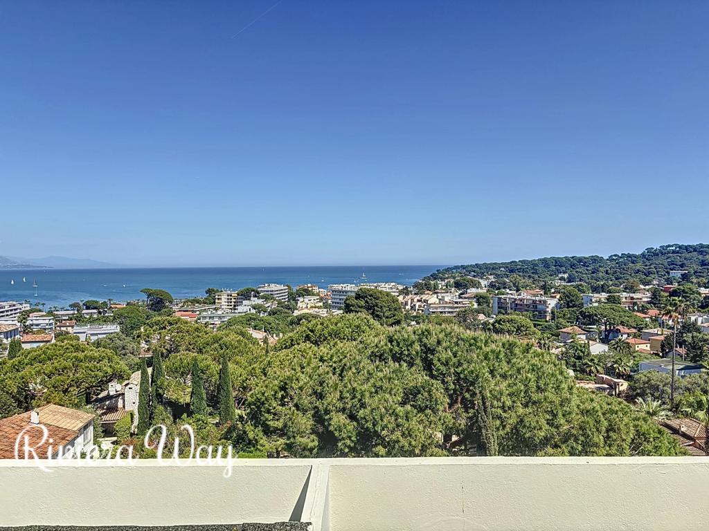 4 room apartment in Antibes, photo #4, listing #101638320