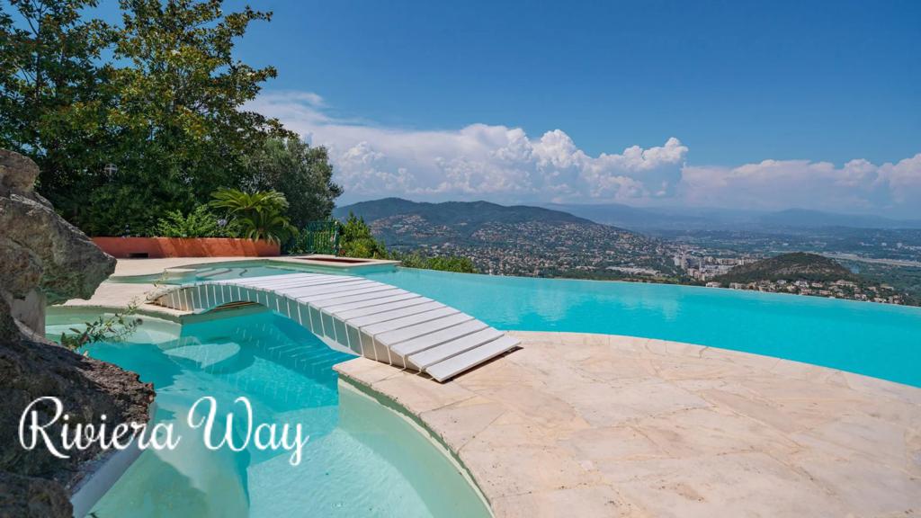 8 room villa in Theoule-sur-Mer, photo #3, listing #106534512