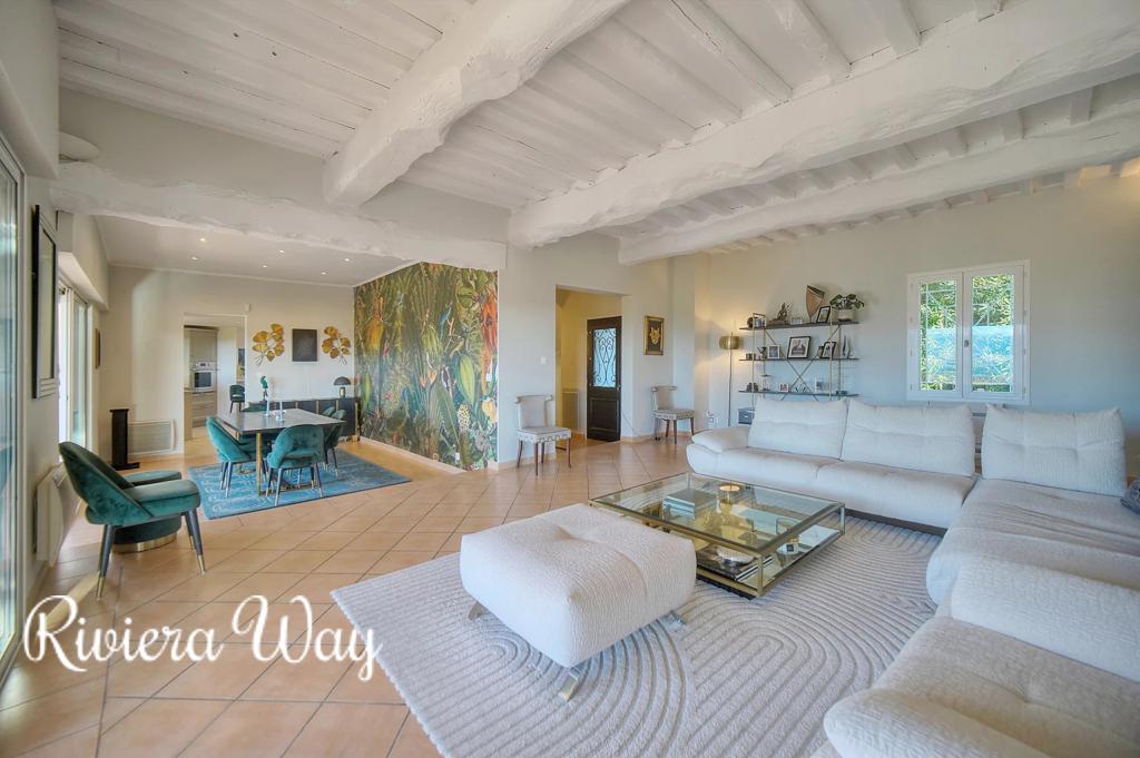 7 room villa in Mougins, photo #2, listing #97711656