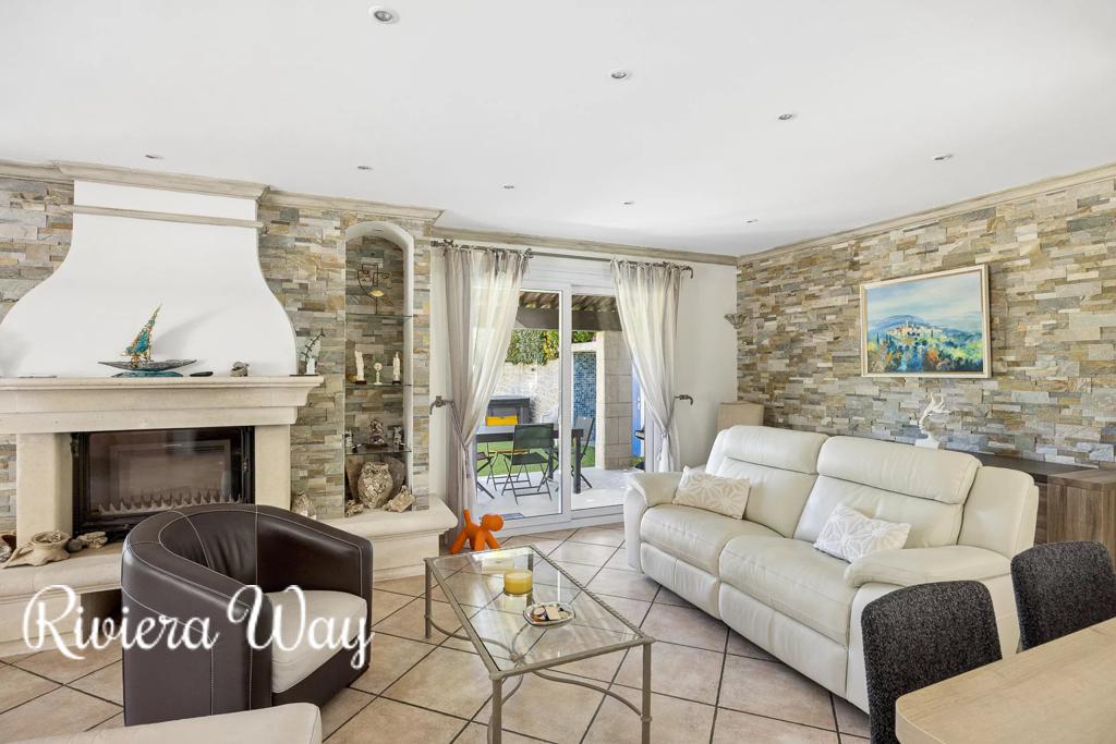 6 room villa in Cagnes-sur-Mer, photo #4, listing #106503894