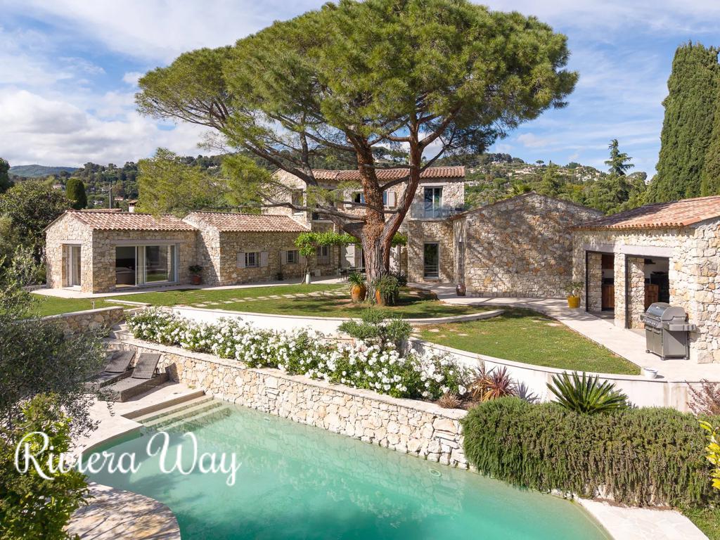 7 room villa in La Colle-sur-Loup, photo #1, listing #106332366
