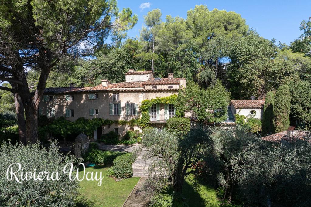 13 room villa in Grasse, photo #3, listing #100615746