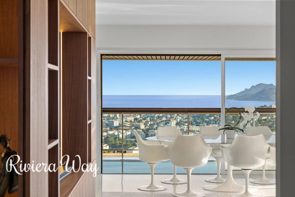 4 room apartment in Le Cannet, photo #1, listing #103705140