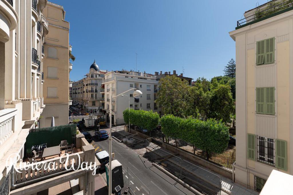 4 room apartment in Le Carré d'Or, 141 m², photo #6, listing #106035552