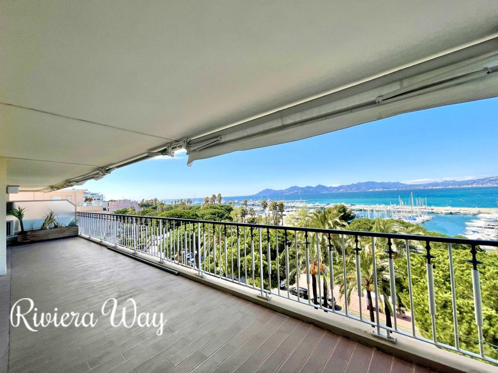4 room apartment in Cannes, photo #6, listing #87626238