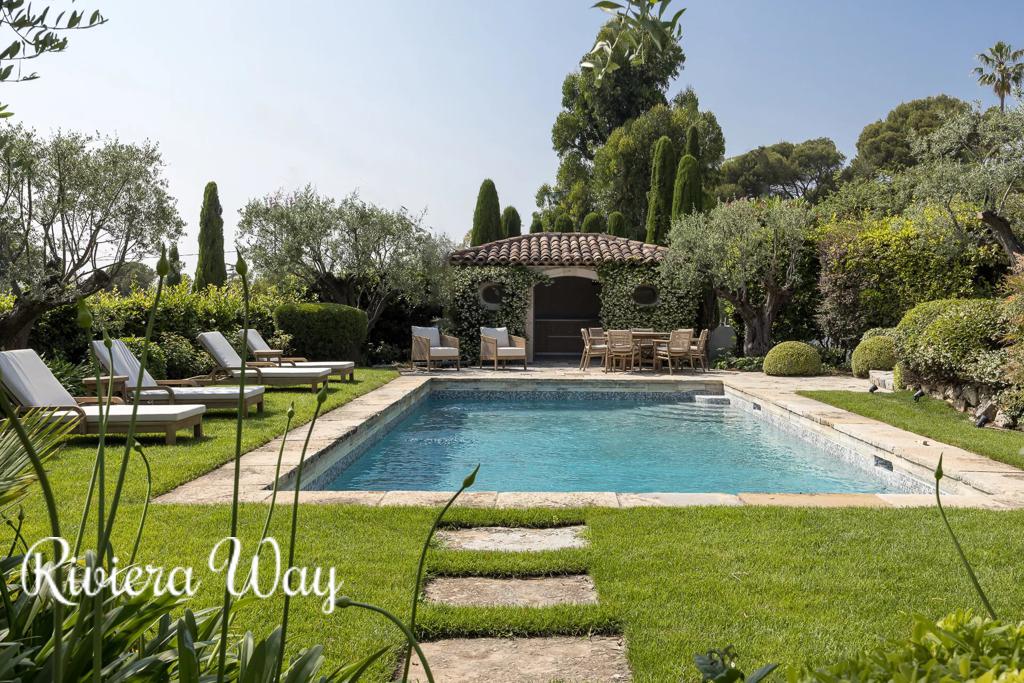 10 room villa in Cannes, photo #2, listing #107235660