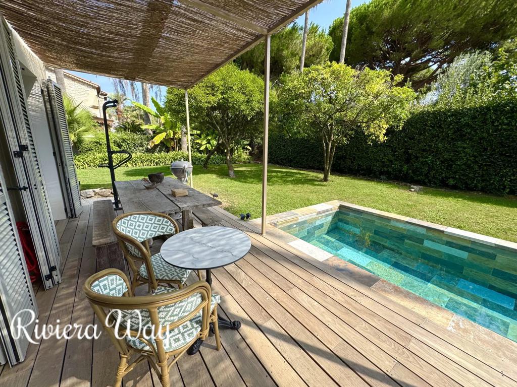Villa in Cap d'Antibes, photo #8, listing #102518934