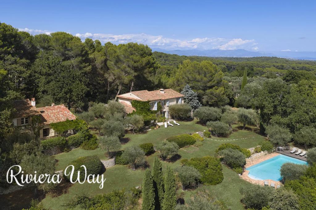 10 room villa in Mougins, photo #1, listing #105441966