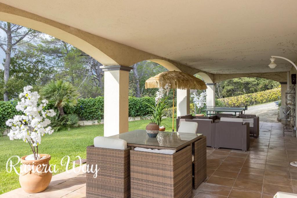 8 room villa in Muan-Sarthe, photo #4, listing #104743758