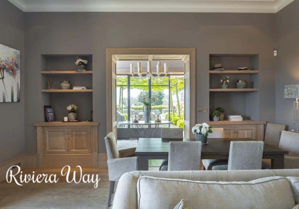 6 room villa in Mougins, photo #6, listing #106259916
