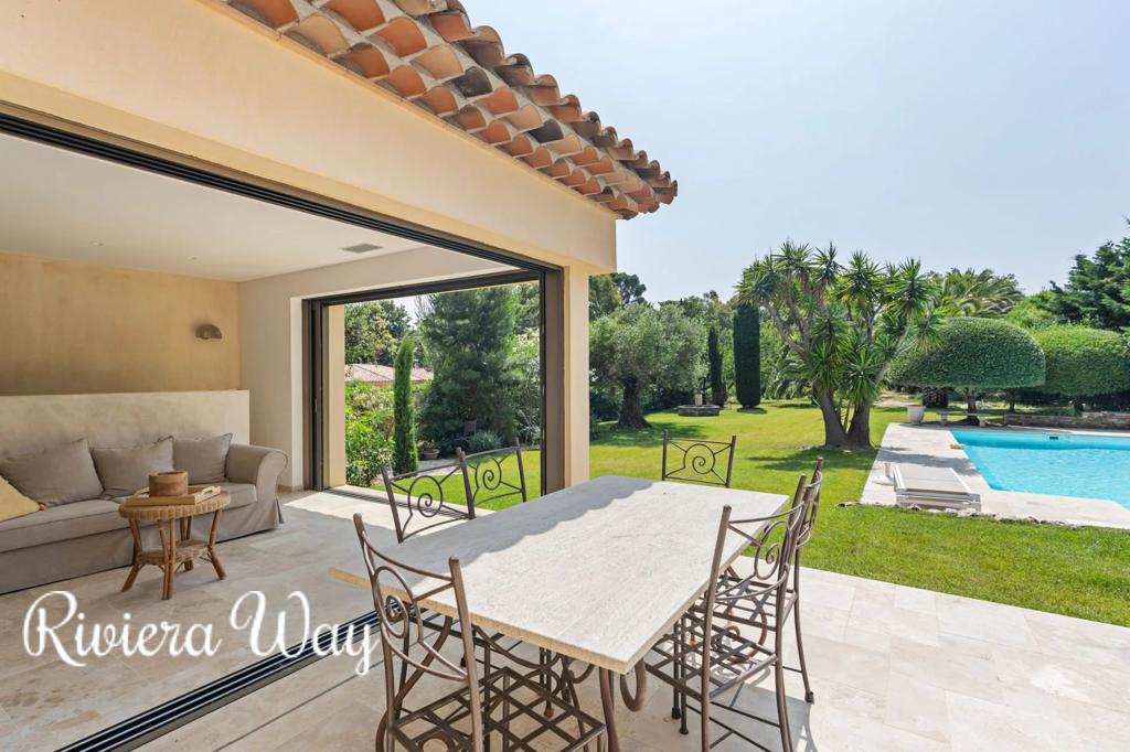 Villa in Grimaud, photo #9, listing #104480334